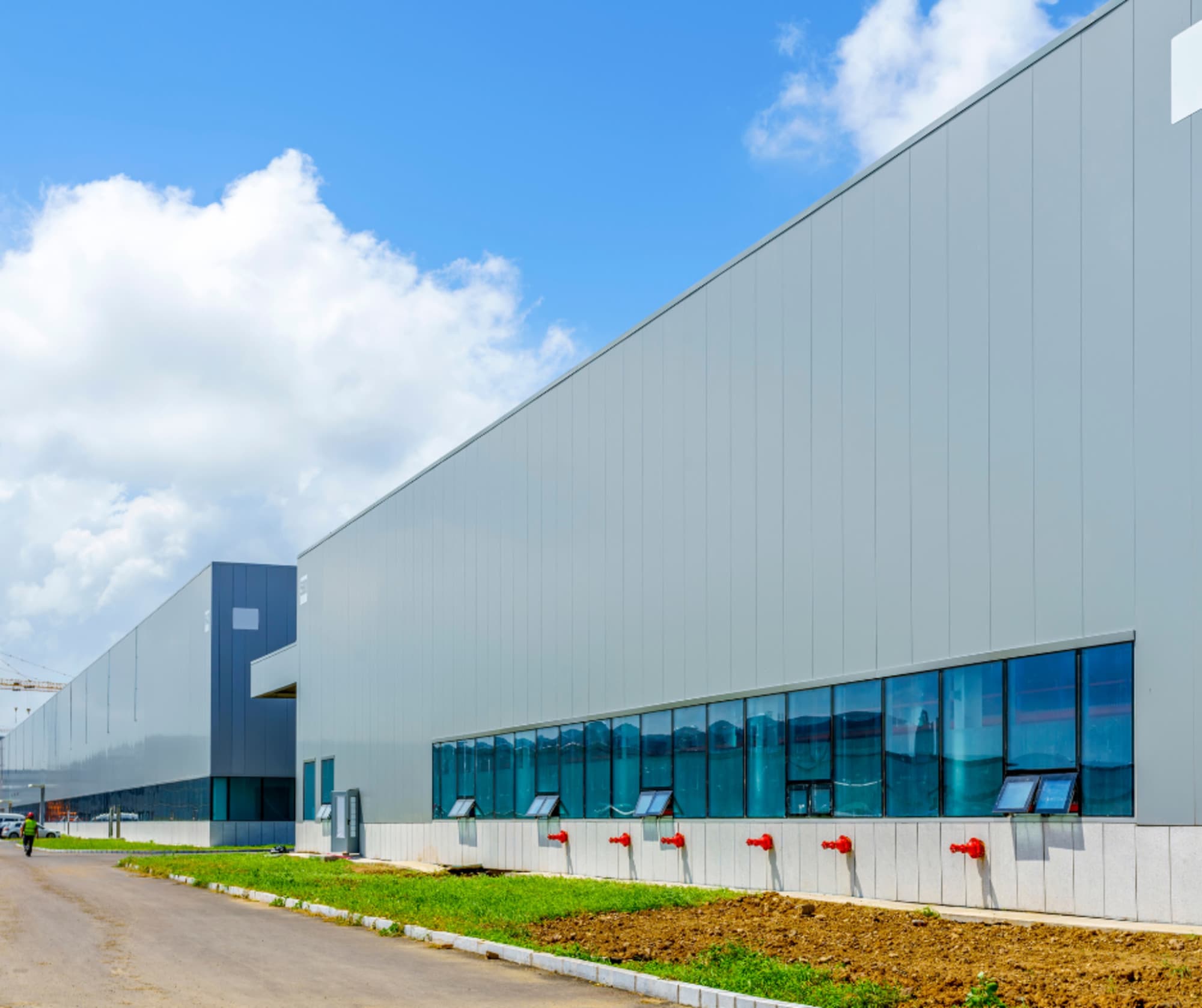 Sơn Alkyd: Giải Pháp Kinh Tế Cho Công Trình Công Nghiệp